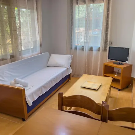 Apartamento Budget 30-meter-from-beach House Ilios House *
