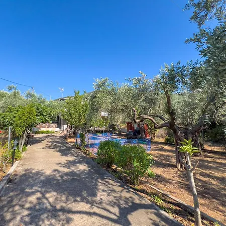 Apartment Budget 30-meter-from-beach House Ilios House Skala Kallirakhis
